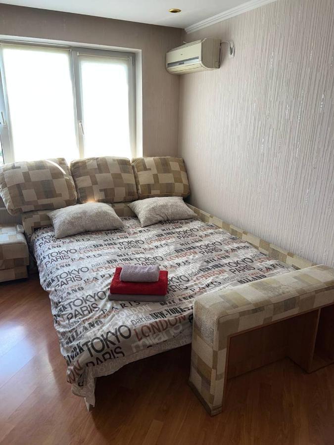Двокімнатна Квартира На Архипенко Kiew Exterior foto